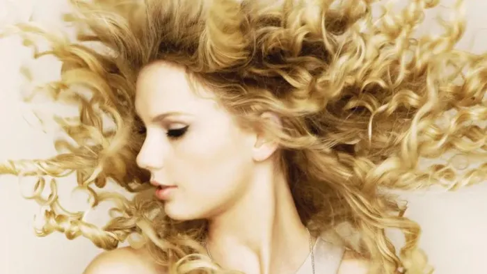 "Fearless" được giới chuyên môn đánh giá cao