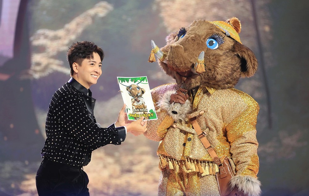 Voi Bản Đôn là ai mà liên tục gây sốt-3