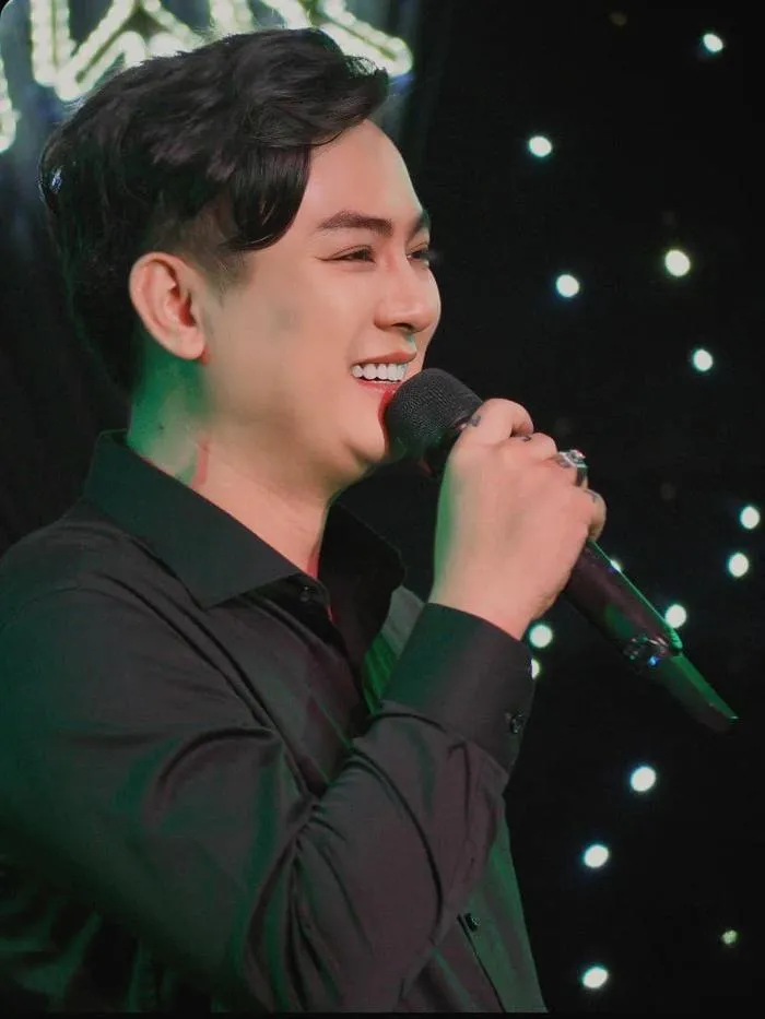 dan mang binh luan bat be viec hoai lam hat sai loi loi phan hoi cua nam ca si gay chu y 3589 3