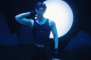 Khoe vũ đạo cực quyến rũ, Erik lần đầu kết hợp với nữ ca sĩ gen Z này khiến V-net xuýt xoa “gấp đôi visual”