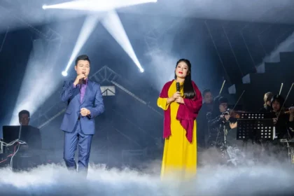 Anh Thơ giọng ‘ngọt, tình’ khi song ca với Vũ Thắng Lợi