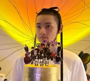 V (BTS) hé lộ “đầu trứng cút”, tưng bừng tổ chức tiệc chia tay trước thềm nhập ngũ