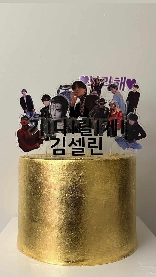 V (BTS) hé lộ "đầu trứng cút", tưng bừng tổ chức tiệc chia tay trước thềm nhập ngũ - Ảnh 5. V (BTS) hé lộ "đầu trứng cút", tưng bừng tổ chức tiệc chia tay trước thềm nhập ngũ - Ảnh 5.