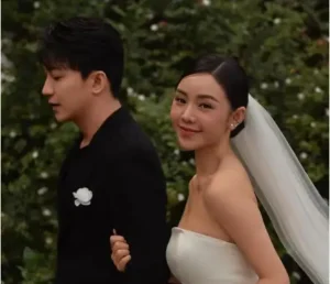 Quỳnh Kool hạnh phúc cùng ‘chồng’ trong bộ ảnh cưới giờ mới tiết lộ