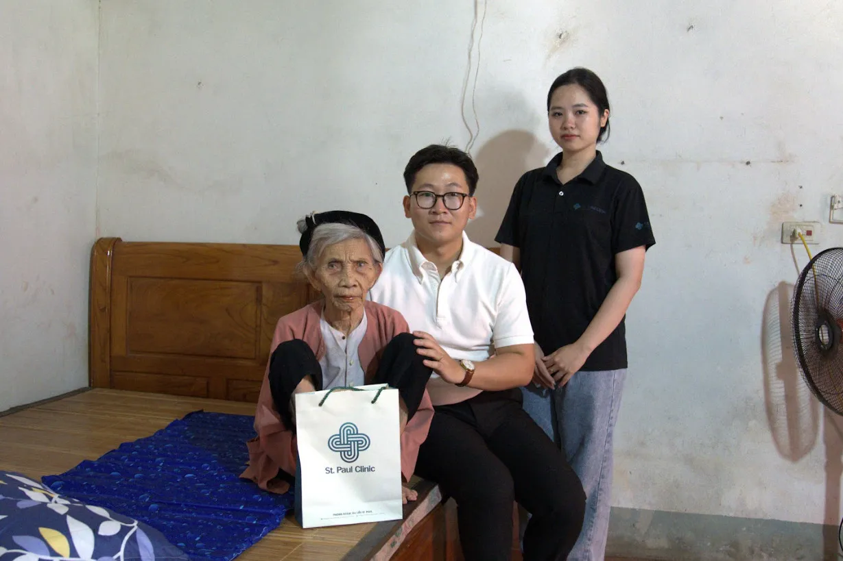 Phòng khám St. Paul thực hiện chương trình ‘Ghi công ơn – đáp nghĩa tình’